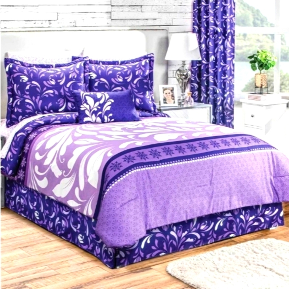 CHARLOTTE COMFORTER SET